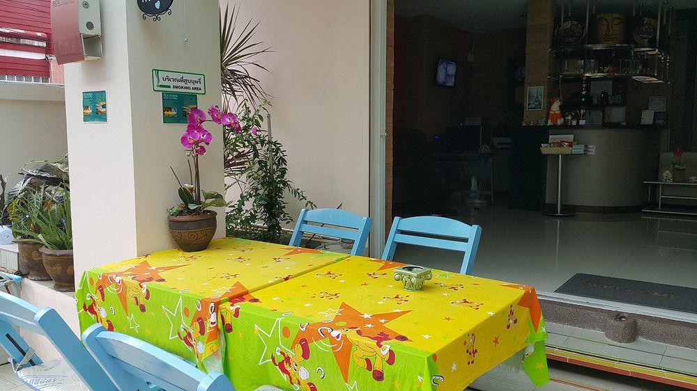 Bgw Phuket Hostel Patong Buitenkant foto