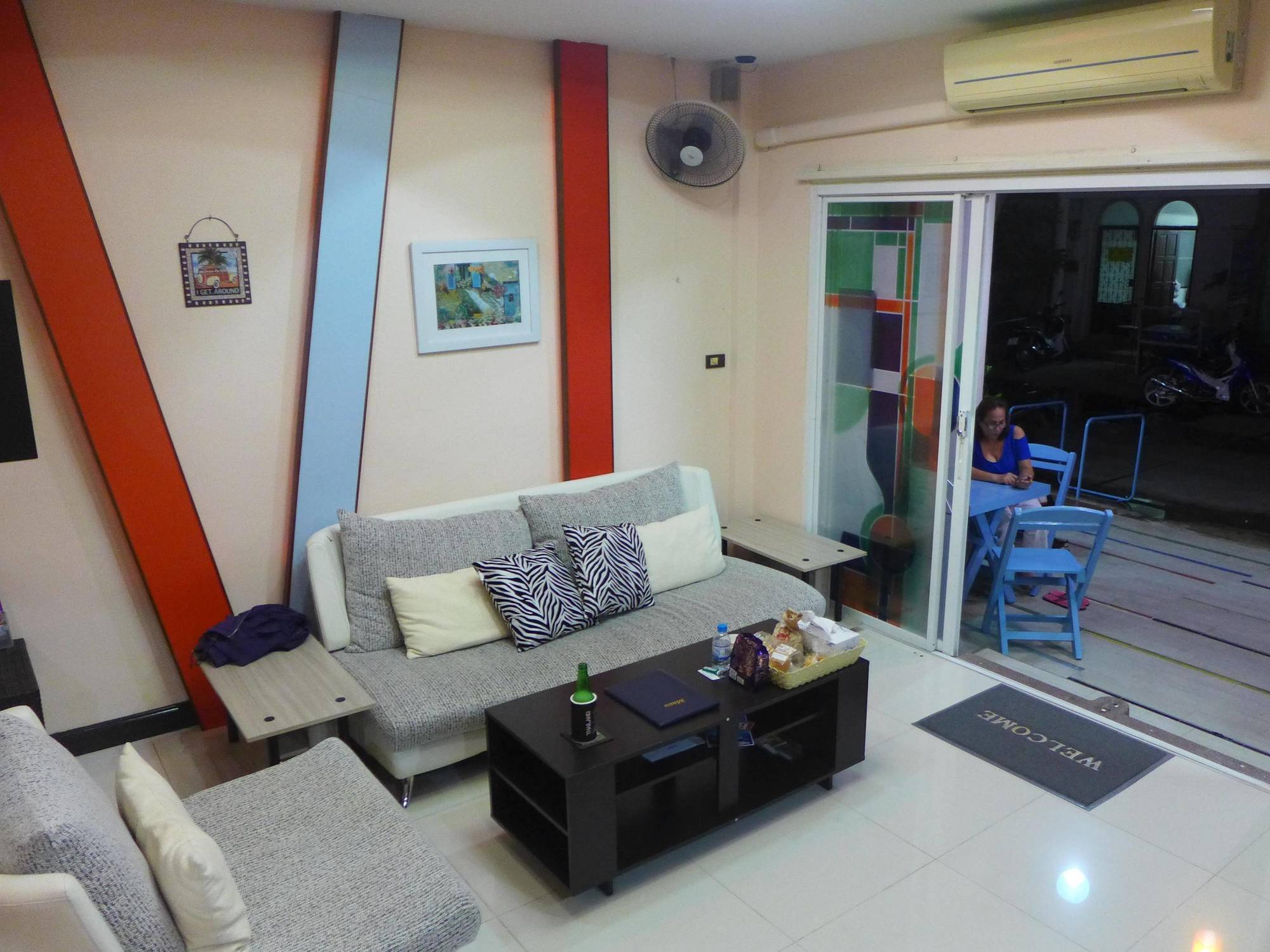 Bgw Phuket Hostel Patong Buitenkant foto