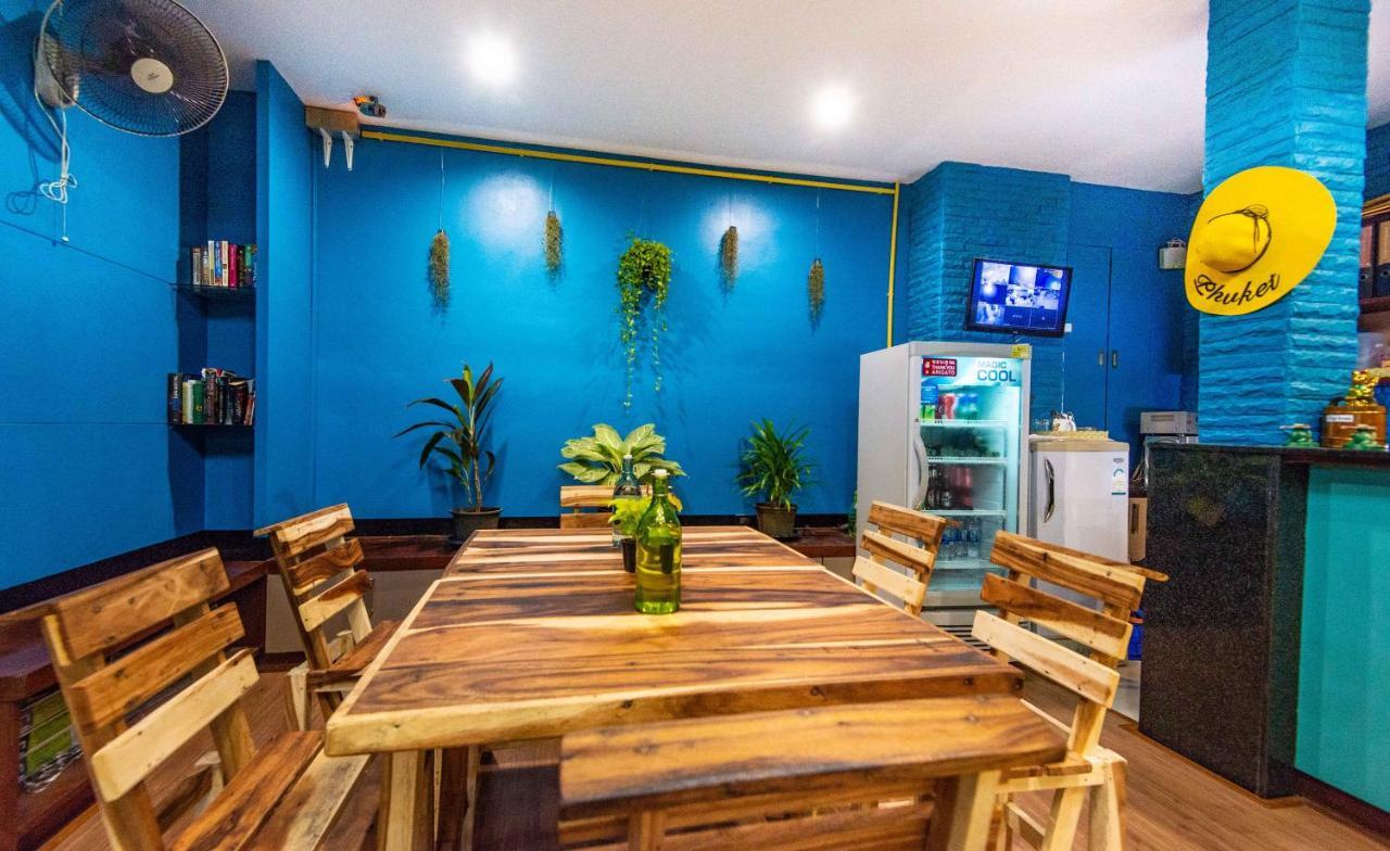 Bgw Phuket Hostel Patong Buitenkant foto